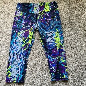 Fabletics colorful capri leggings